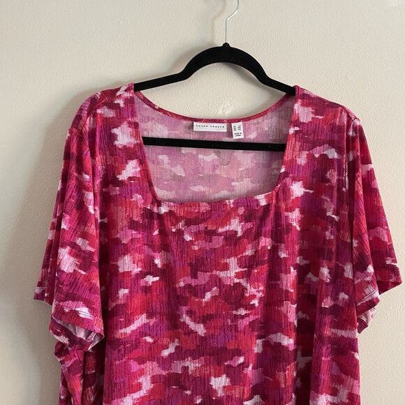 Susan Graver Women 3X Pink Camouflage Liquid Knit Square Neck Short Sleeve Top - Picture 3 of 10